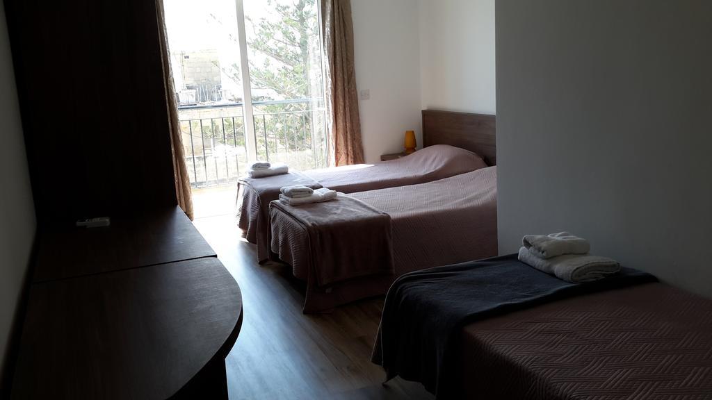 Am Apartments Sliema Luaran gambar